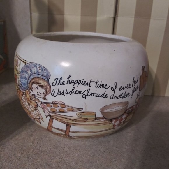 Happiest Time I Ever Had White Floraline Vase Planter Round Mid-Century 406 USA - Picture 1 of 4
